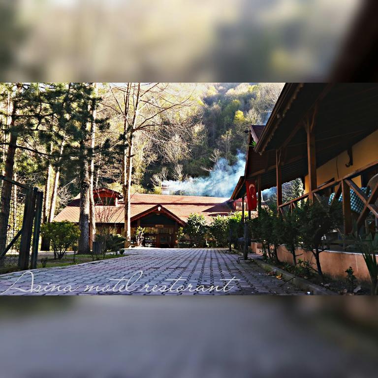 سبانجا Asina Motel المظهر الخارجي الصورة